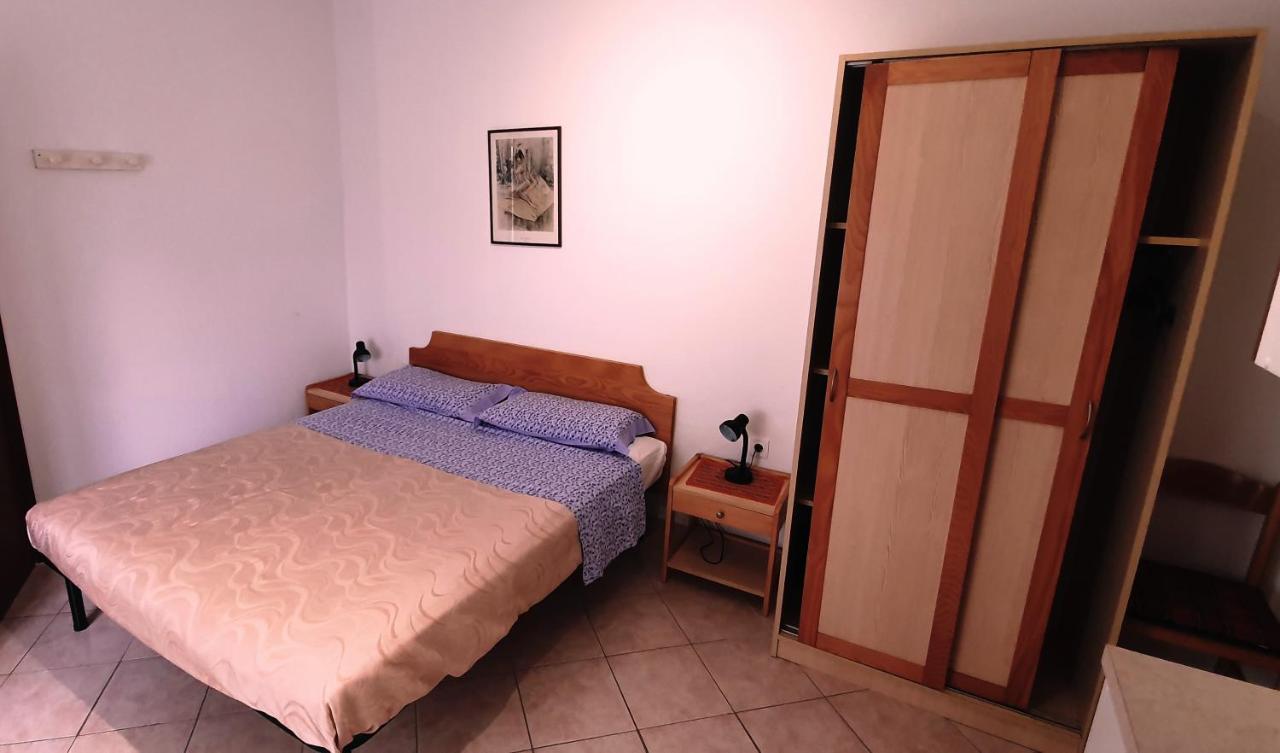 רוביני Cecillia Mare Apartments מראה חיצוני תמונה