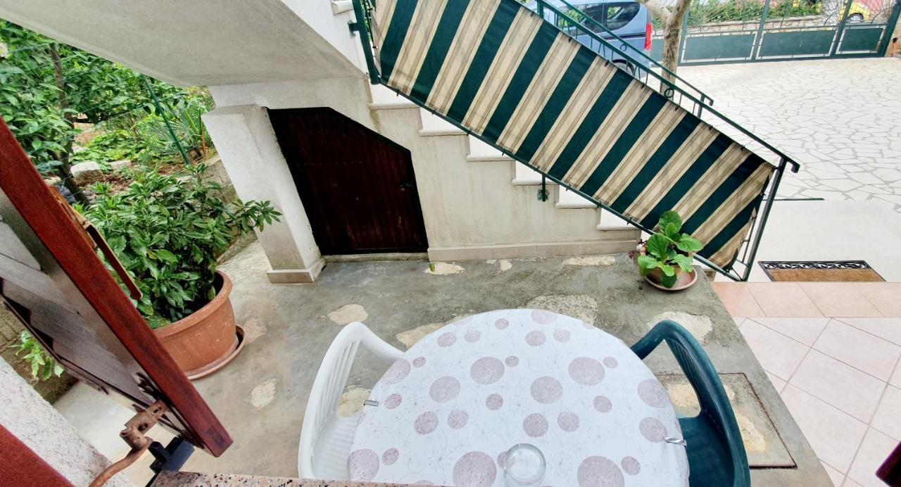 רוביני Cecillia Mare Apartments מראה חיצוני תמונה