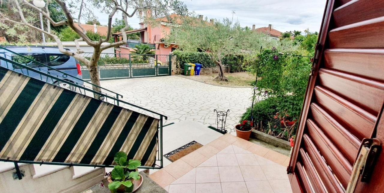 רוביני Cecillia Mare Apartments מראה חיצוני תמונה