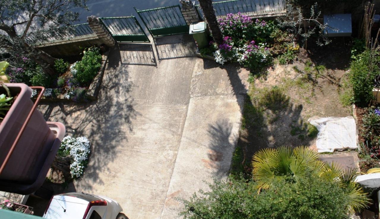 רוביני Cecillia Mare Apartments מראה חיצוני תמונה