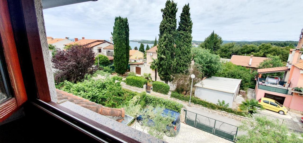 רוביני Cecillia Mare Apartments מראה חיצוני תמונה